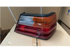 Tail Lamp BENZ W124 尾灯 R